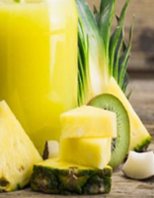 SMOOTHIE ΑΝΑΝΑ ΜΕ ΚΑΡΥΔΑ SMOOTHIE ΑΝΑΝΑ ΜΕ ΚΑΡΥΔΑ