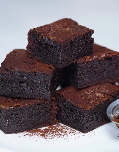 CACAO & GOJI BROWNIE VEGAN